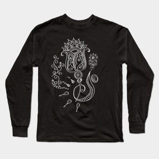 Organic design of a mandala Long Sleeve T-Shirt